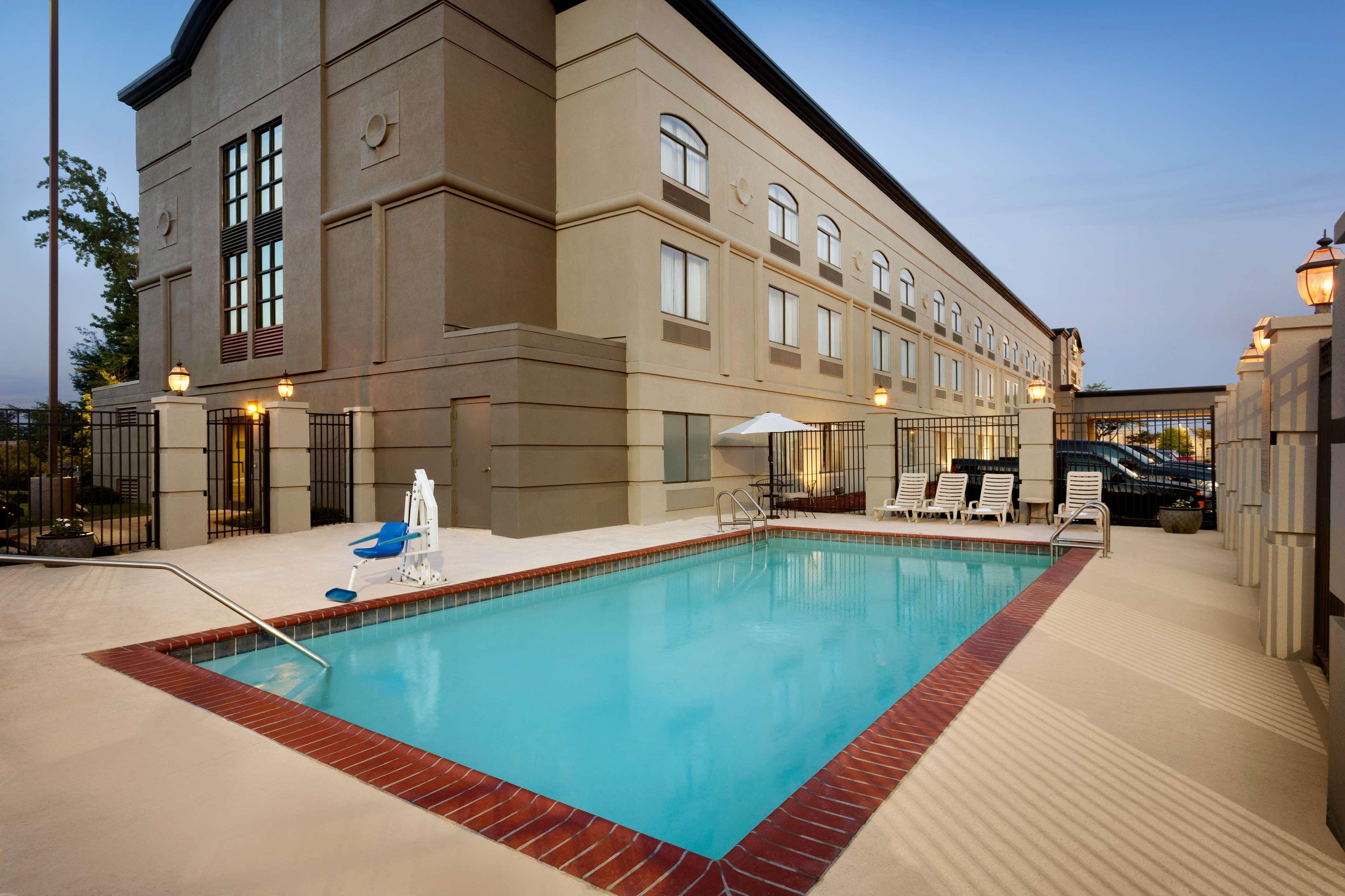Country Inn & Suites By Radisson, Wolfchase-Memphis, Tn Εξωτερικό φωτογραφία