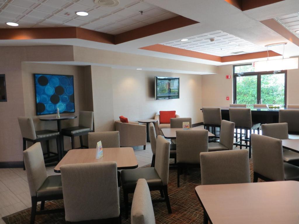 Country Inn & Suites By Radisson, Wolfchase-Memphis, Tn Εξωτερικό φωτογραφία
