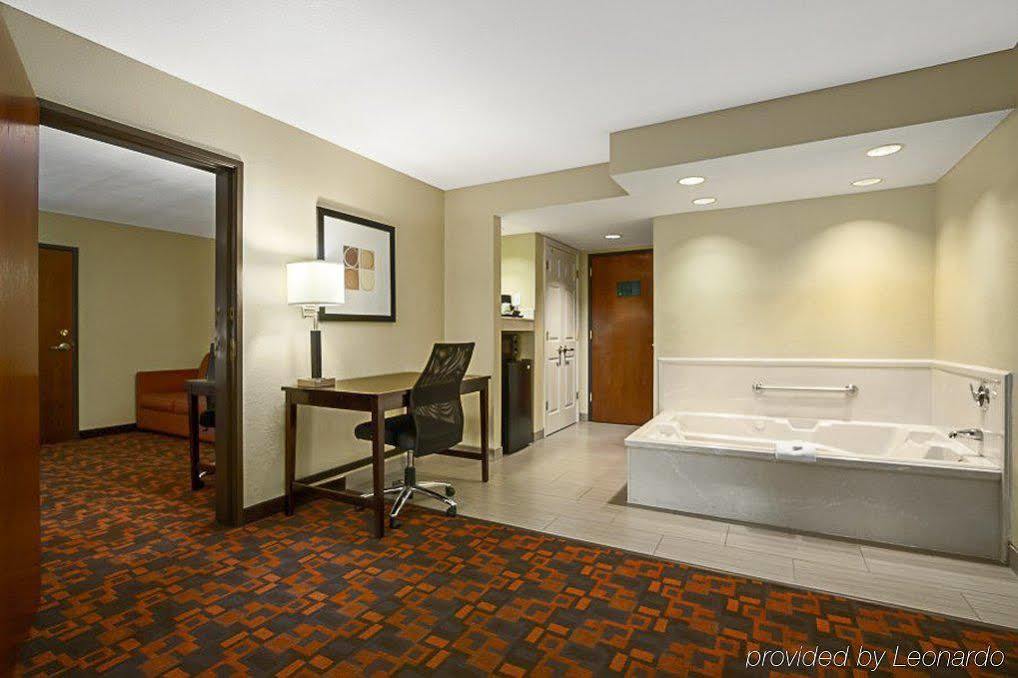 Country Inn & Suites By Radisson, Wolfchase-Memphis, Tn Εξωτερικό φωτογραφία